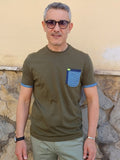 T-SHIRT CON TASCHINO IN LINO E JEANS MARKUP