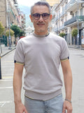 T-SHIRT GIROCOLLO CON BORDI COLORATI IN FILO DI COTONE MARKUP