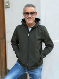GIUBBINO SOFTSHELL CON CAPPUCCIO MARKUP