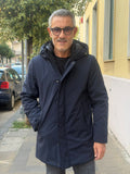 PARKA LUNGO CON CAPPUCCIO MARKUP
