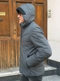 PARKA LUNGHEZZA MEDIA CON CAPPUCCIO MARKUP