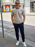 T-SHIRT CON DETTAGLI A CONTRASTO MARKUP