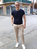 T-SHIRT CON DETTAGLI A CONTRASTO MARKUP
